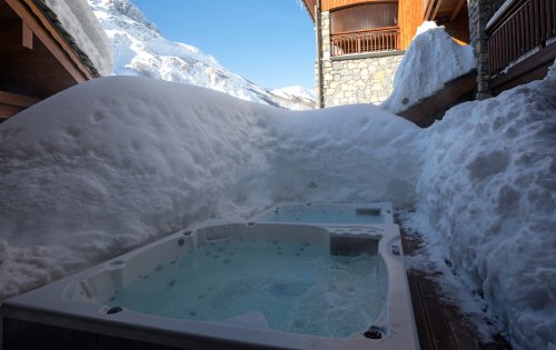The hot tubs in front of Roc Merlet in January 2018!